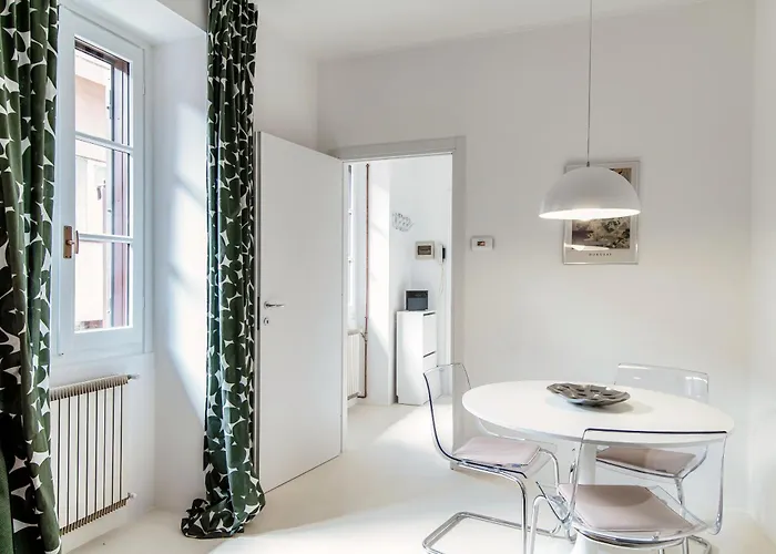 Διαμέρισμα Giuliny Lovely Flat - The House Of Travelers *