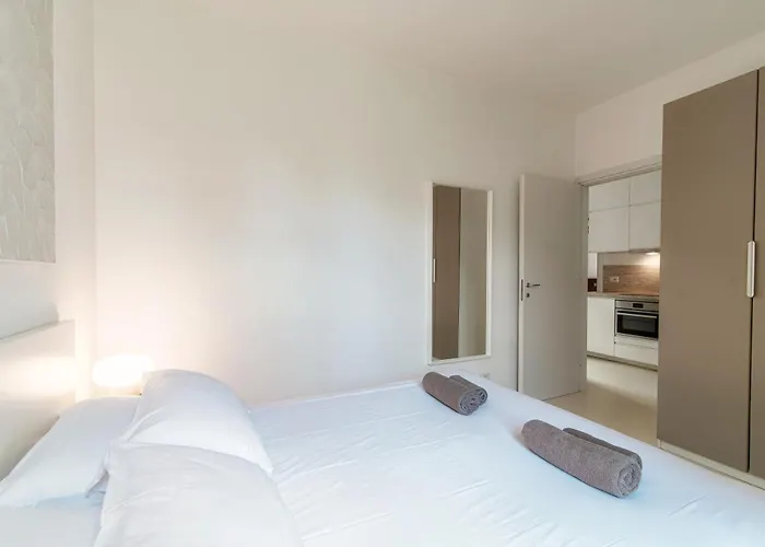 Διαμέρισμα Giuliny Lovely Flat - The House Of Travelers