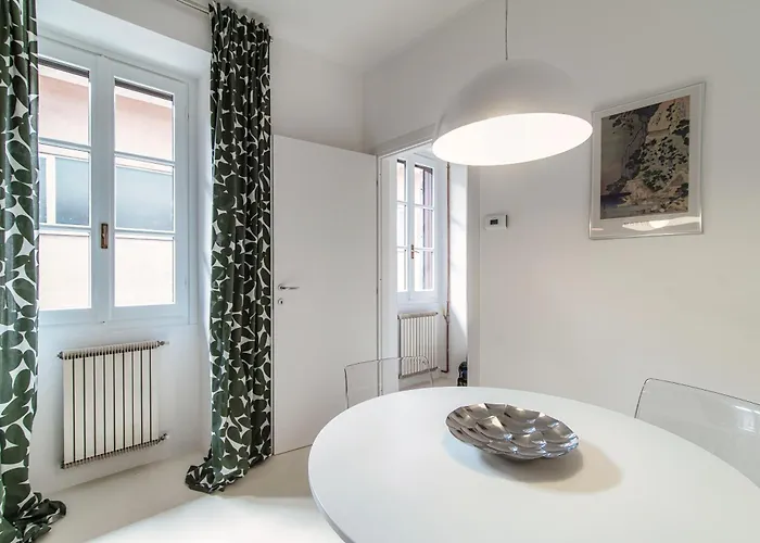 Διαμέρισμα Giuliny Lovely Flat - The House Of Travelers *