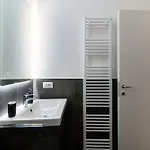 Appartement Giuliny Lovely Flat - The House Of Travelers
