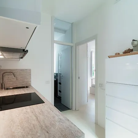 Lägenhet Giuliny Lovely Flat - The House Of Travelers Como