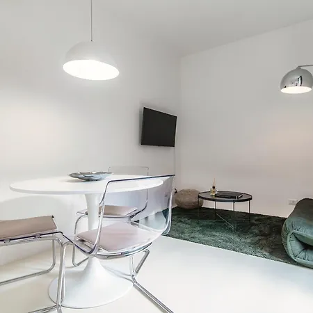 Lägenhet Giuliny Lovely Flat - The House Of Travelers Como
